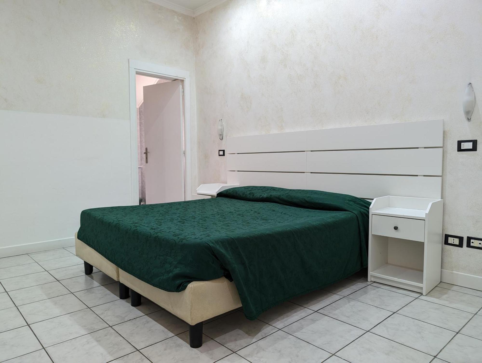 Pollon Inn Sanremo Exteriér fotografie